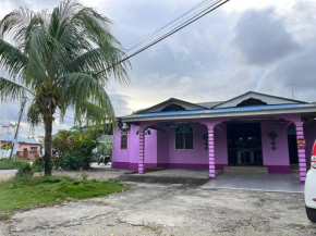 Lavender Homestay Desa Chendering 3 bedrooms Kuala Terengganu